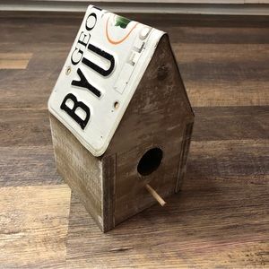 Bird house with ga license plate as top